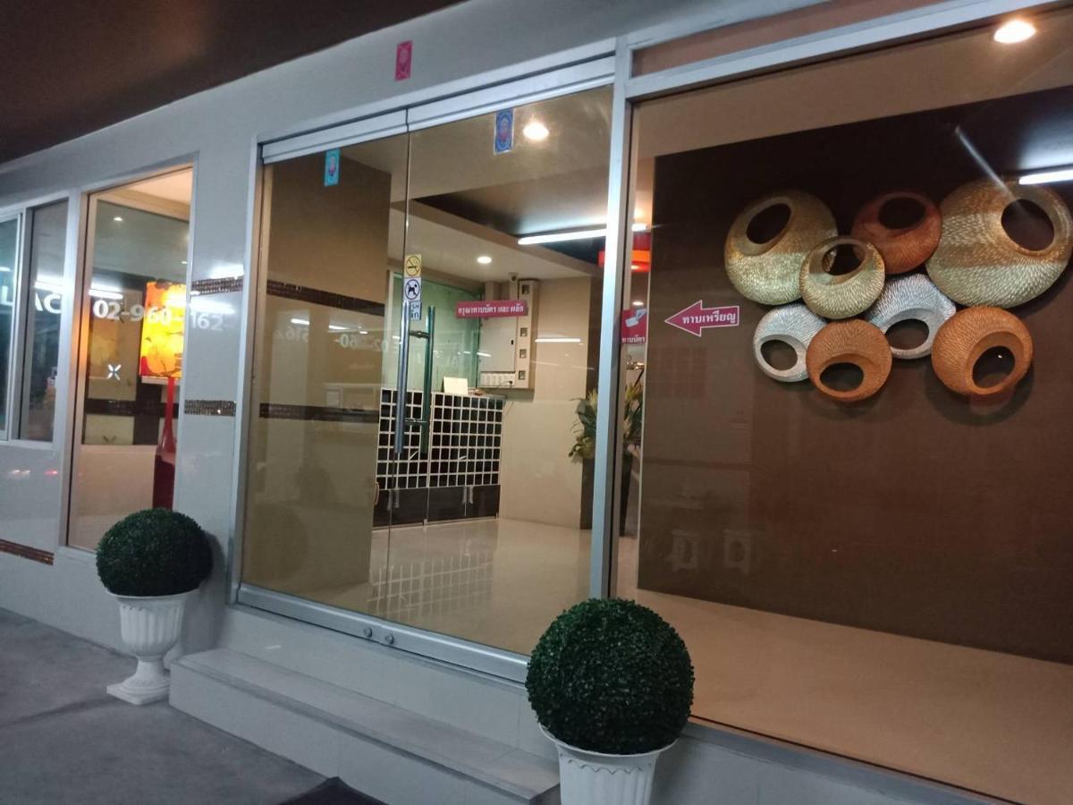 Crystal Place Parkkred Nonthaburi Luaran gambar